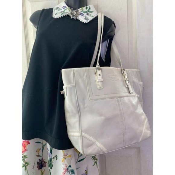 COACH XL White Leather Shopping Tote Bag - Picture 5 of 8